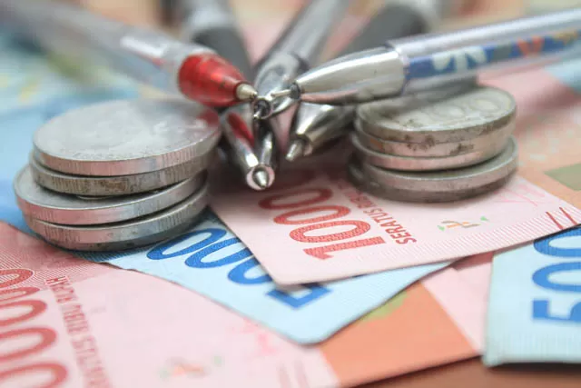 Daya Menabung Masyarakat Melemah, Pertumbuhan Ekonomi Nasional Berpotensi Terganggu