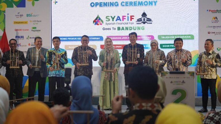 OJK Perkuat Inklusi Keuangan Syariah lewat Gelaran Syafif Goes To Bandung