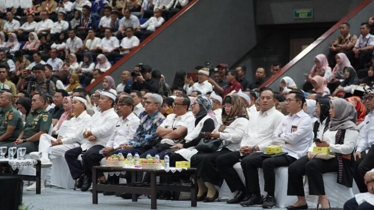 Ribuan Pelajar SMA/SMK Ikuti Edukasi Keuangan OJK Jabar di Sabuga ITB