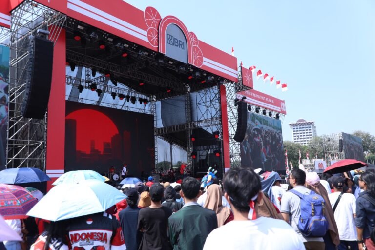 Gelar Panggung Hiburan di Monas, BRI Turut Sukseskan Pesta Rakyat & Karnaval HUT ke-80 RI