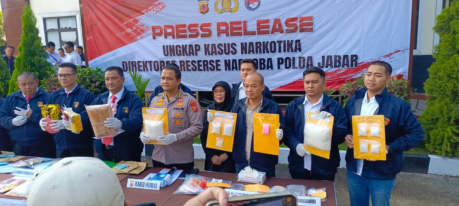 Polda Jabar Bongkar Jaringan Narkoba Internasional Golden Triangle, Sita Hampir 10 Kilogram Sabu
