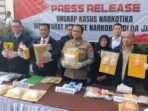 Polda Jabar Bongkar Jaringan Golden Triangle, 9,8 Kg Sabu dan Ribuan Obat Terlarang Disita