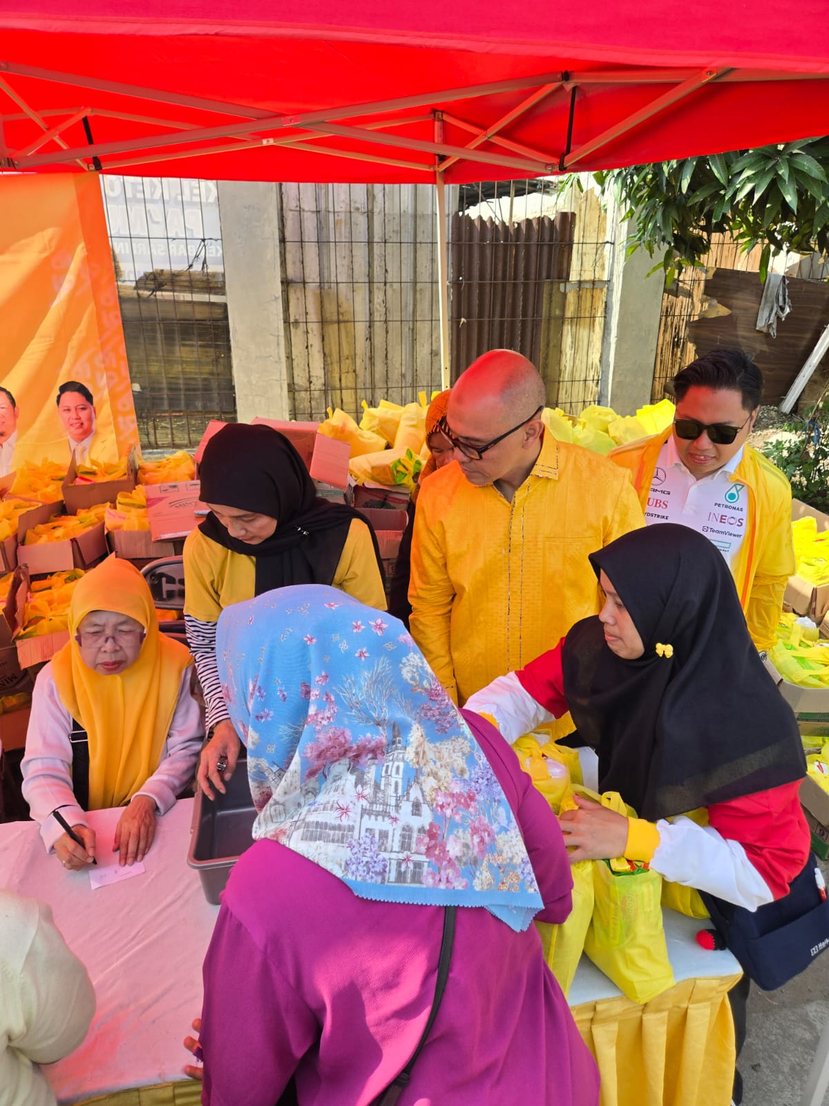 Rayakan HUT Ke-61, Partai Golkar Kota Bandung Fokuskan pada Kegiatan Sosial