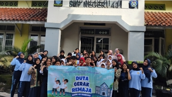 Jurusan Kebidanan Poltekkes Kemenkes Bandung Dorong Gaya Hidup Aktif Remaja melalui Program Duta Gerak Remaja di SMPN 40 Kota Bandung