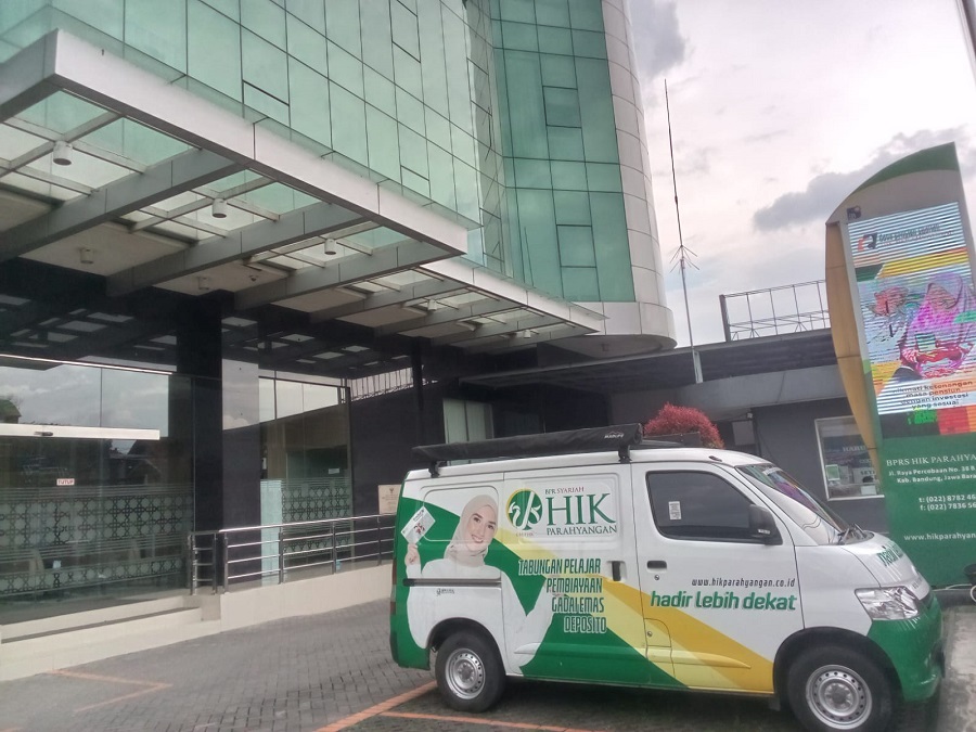 Ditanya Kasus Jual Beli Tanah Rp14 Miliar Milik Aknes, Direktur BPRS HIK Parahyangan Neneng Ina Yulianti Pilih Bungkam