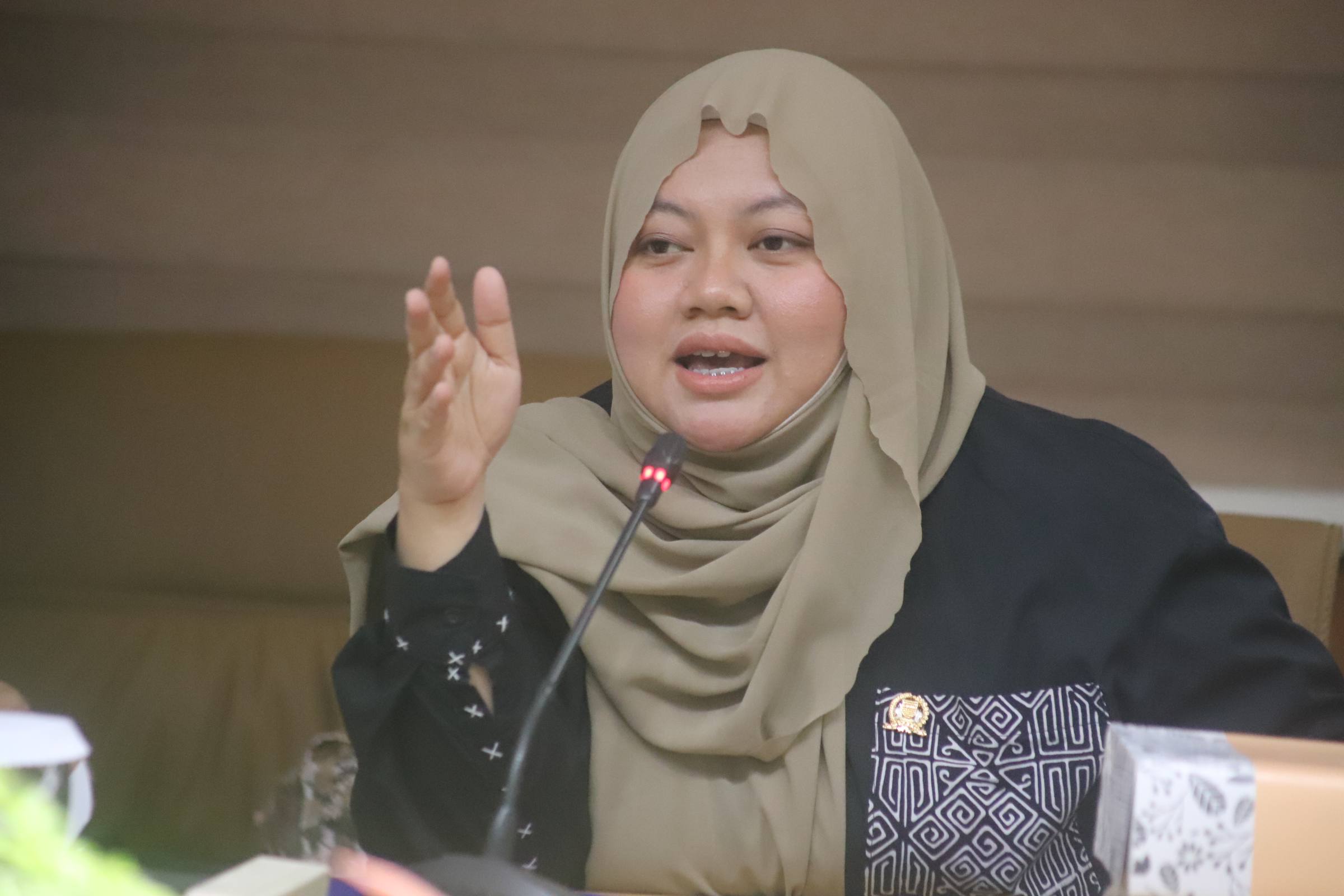 Perceraian Picu Fatherless di Bandung, Perempuan Tanggung Beban Ganda