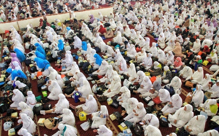 Pendaftaran Haji BerpotensiMirip War Ticket Konser, Kemenhaj Jajaki Sistem Daftar Haji Tanpa Antrean