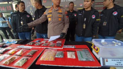 Polres Cimahi Ringkus Remaja Pembuat Tembakau Sintetis