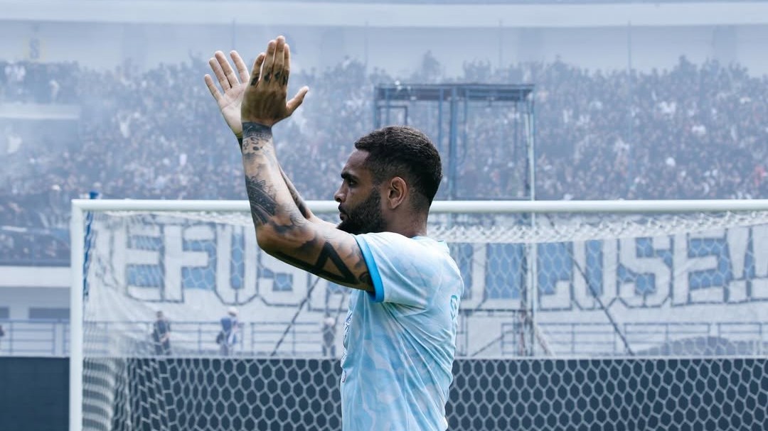 Layvin Kurzawa Ucap Selamat Tinggal untuk Persib Bandung: Saya Ingin Bertahan, Tapi…